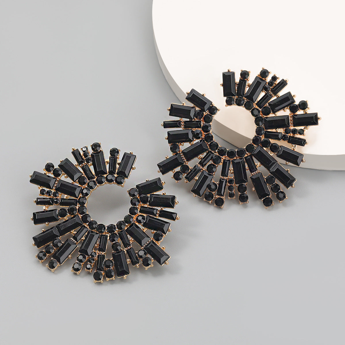 Wholesale Water Diamond Sunflower Alloy Earrings